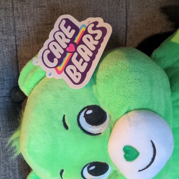 Good Luck care bear + pencil holder - Picture 2 of 8